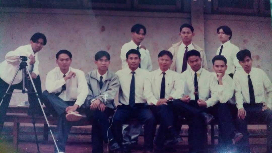 ภาพในอดีตกับเพื่อนร่วมรุ่น