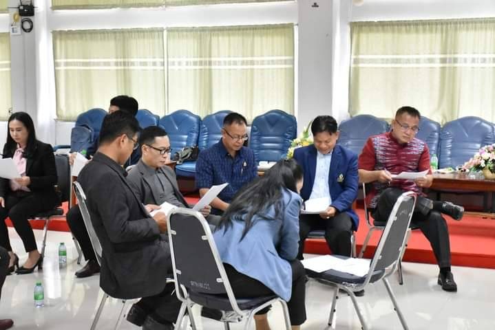 ร่วมประชุม